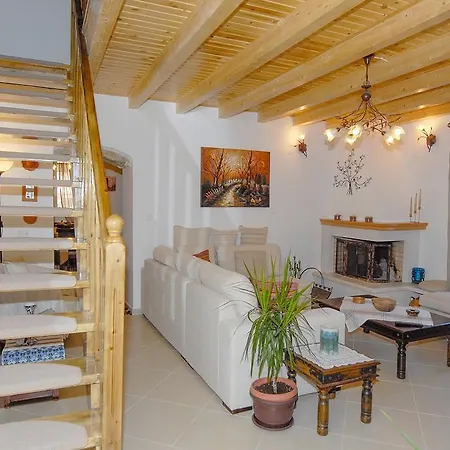 Livadi Villa Magoulades